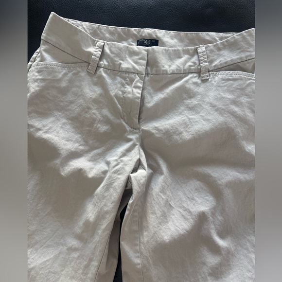 Ann Taylor Light Beige Curvy Pants Size 4P - Picture 5 of 11